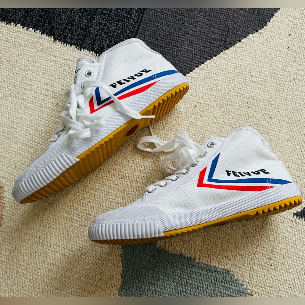 NEW Feiyue White High-Top Sneakers with Blue and Red Accents